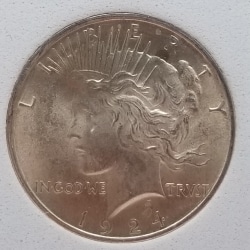 1924 Peace S$1 SS AU-58 Obv