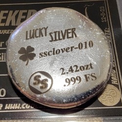 Seeker's Lucky Silver Clover