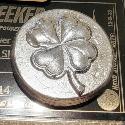 Seeker's Lucky Silver Clover